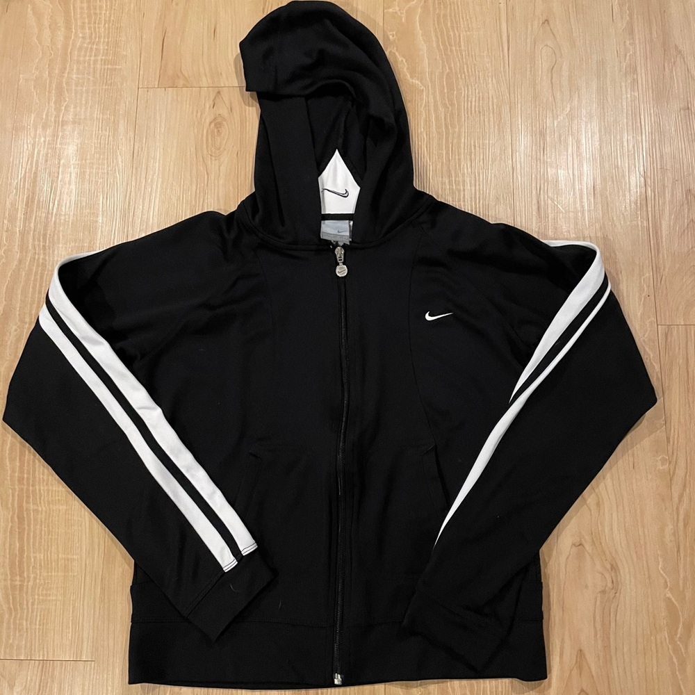 Retro Nike sweatshirt